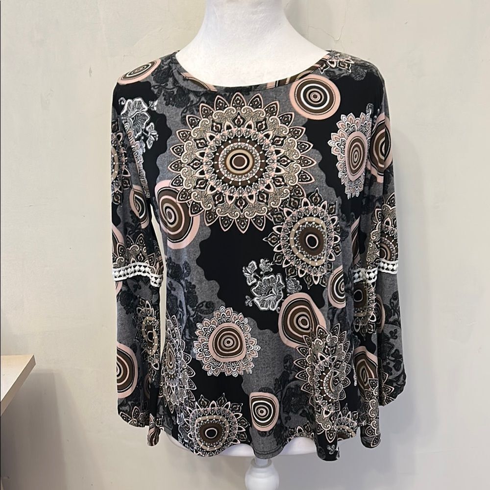 Amana Black Brown Graphic 3/4 Statement Sleeve Blouse Size S EUC